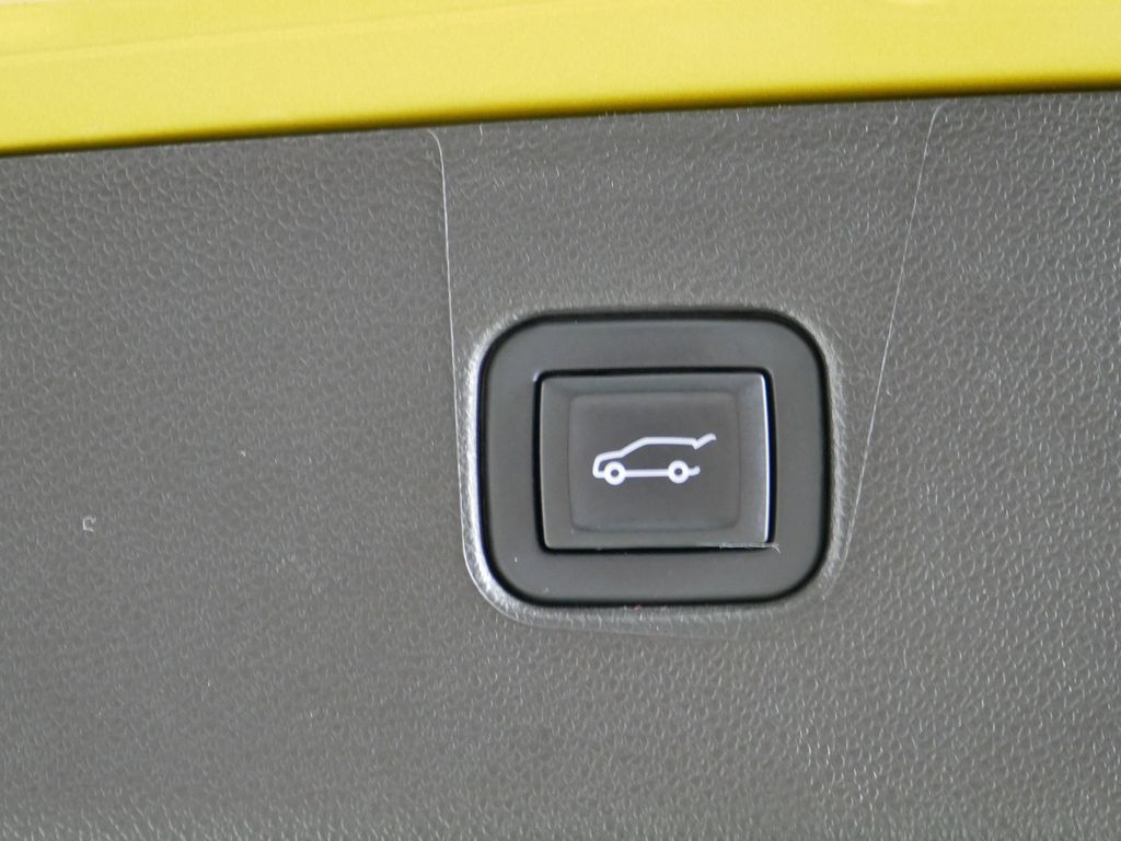 2022 Chevrolet Blazer RS 27