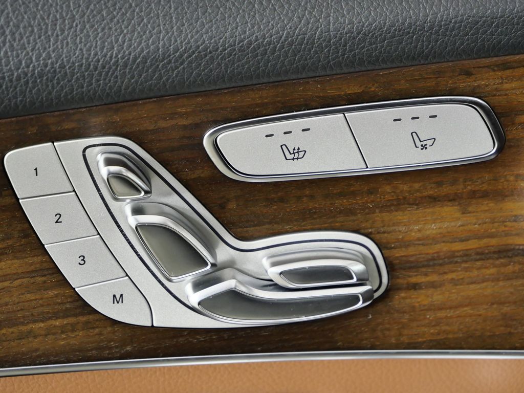 Thumbnail: 2021 Mercedes-Benz GLC - 38