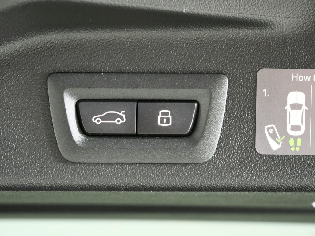 Thumbnail: 2026 BMW X5 - 30