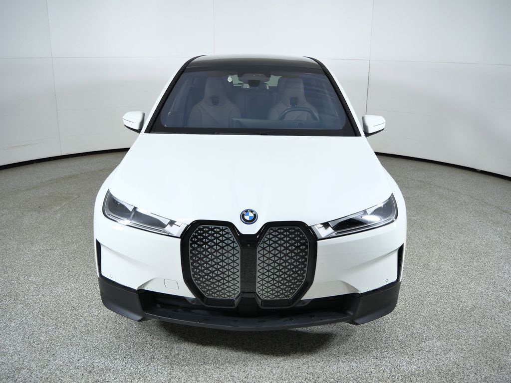 Thumbnail: 2025 BMW iX - 20