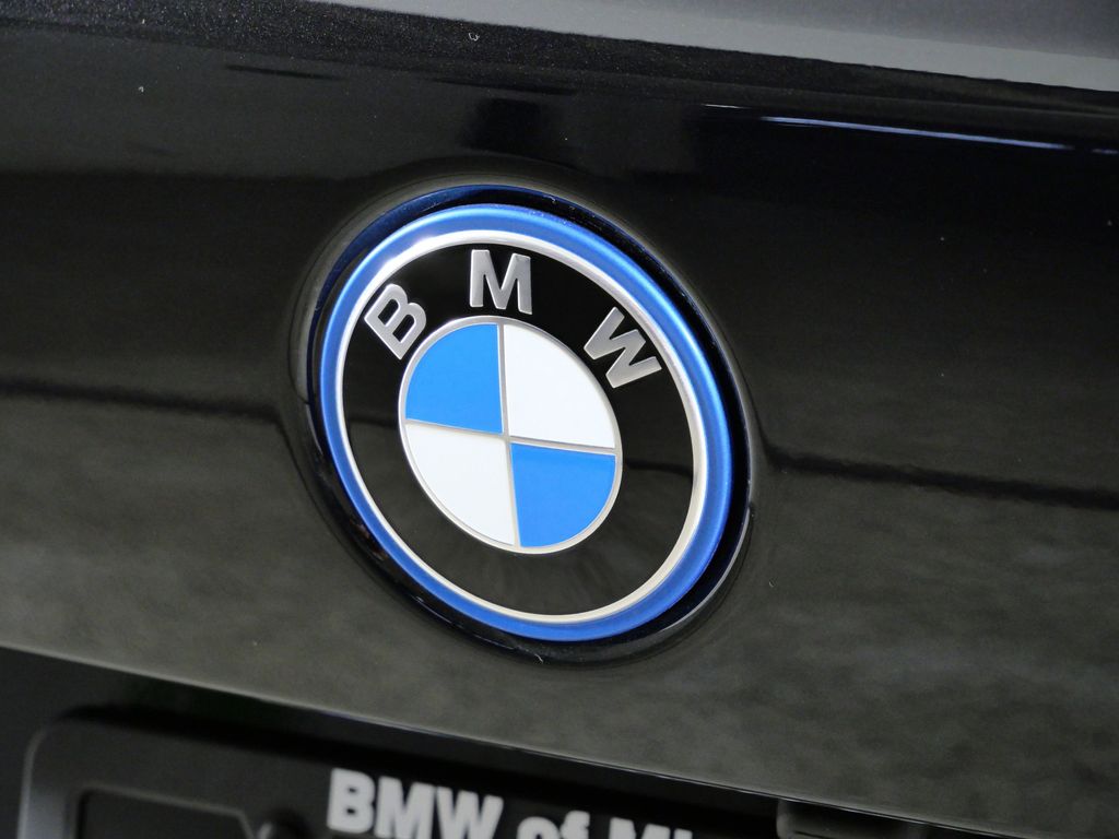 Thumbnail: 2026 BMW X5 - 11