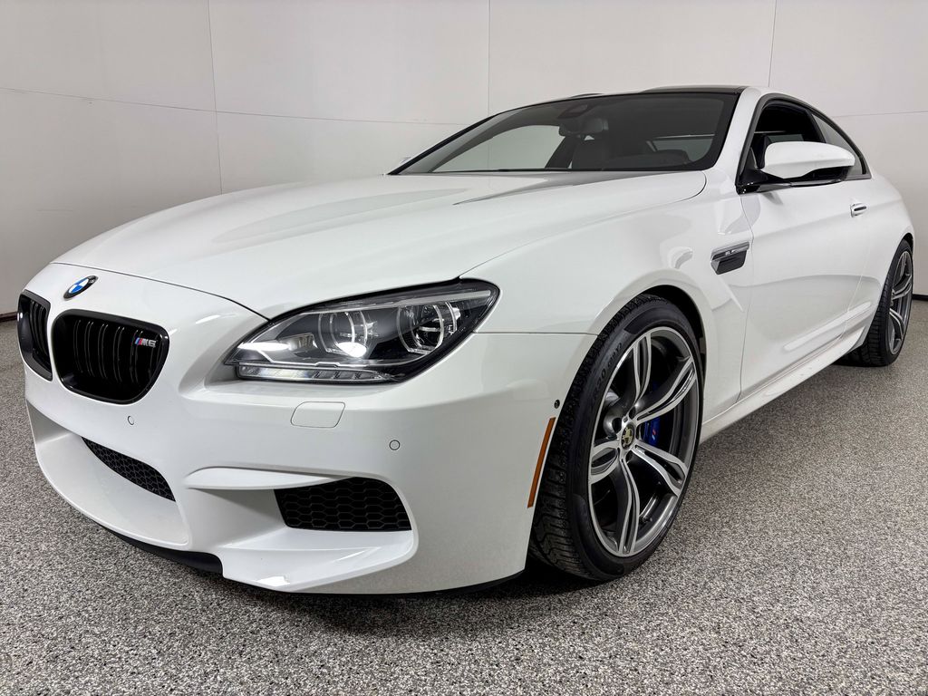 Thumbnail: 2015 BMW M6 - 5
