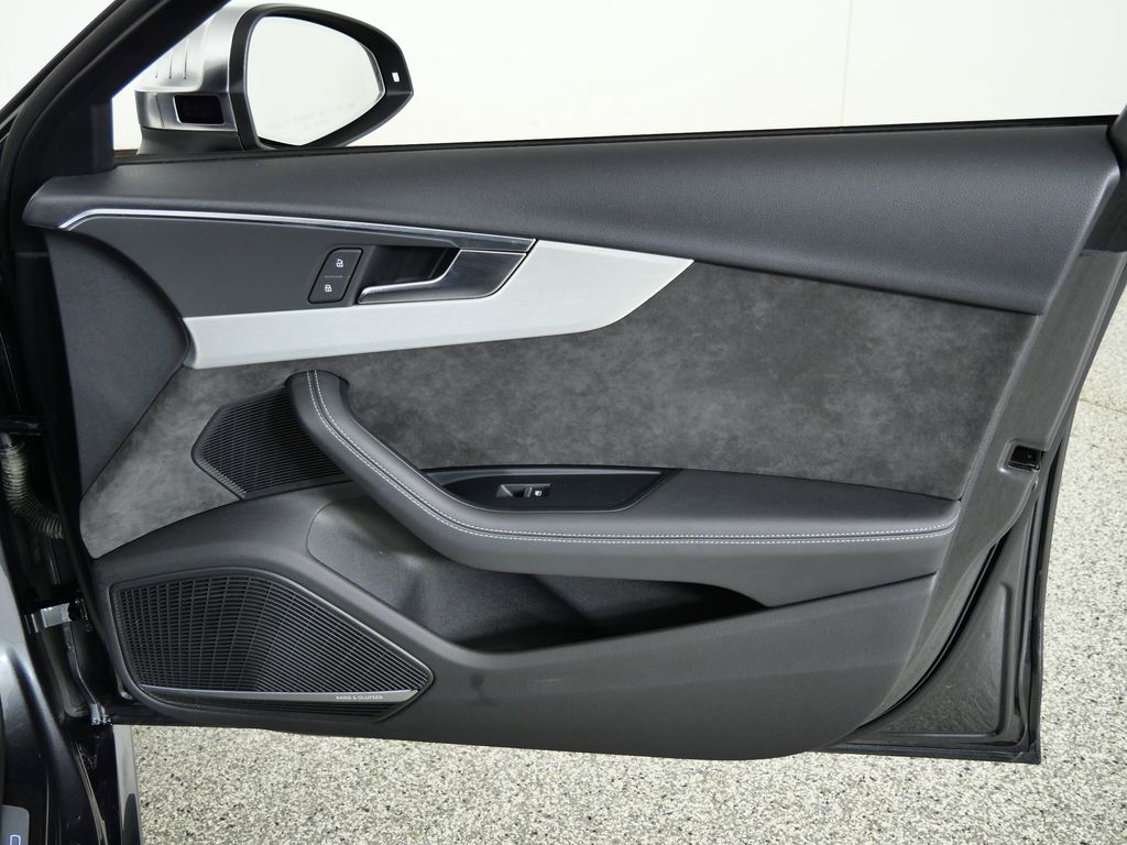 Thumbnail: 2018 Audi S4 - 20