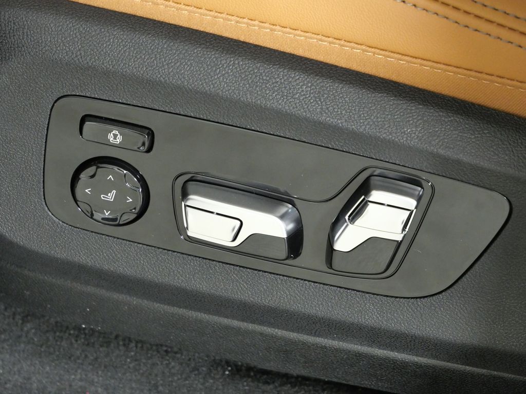 Thumbnail: 2026 BMW X5 - 39