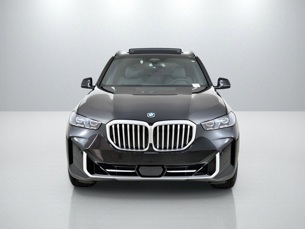 Thumbnail: 2026 BMW X5 - 3