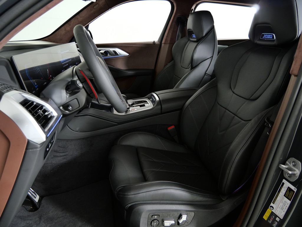 Thumbnail: 2026 BMW XM - 34