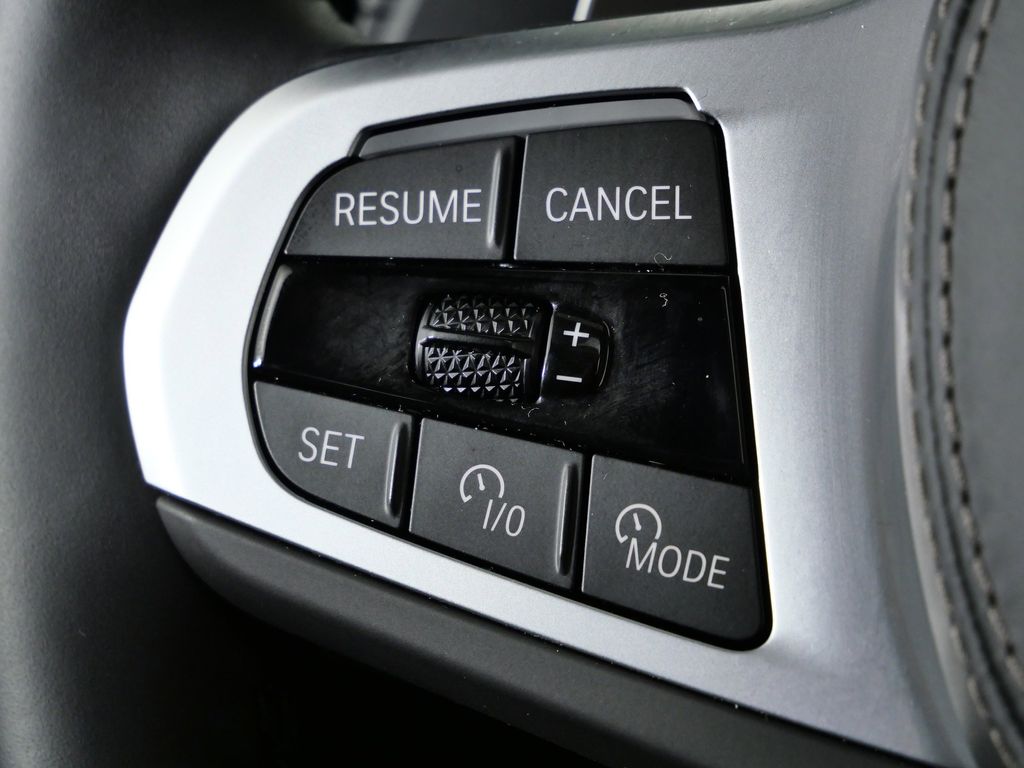 Thumbnail: 2026 BMW X5 - 42