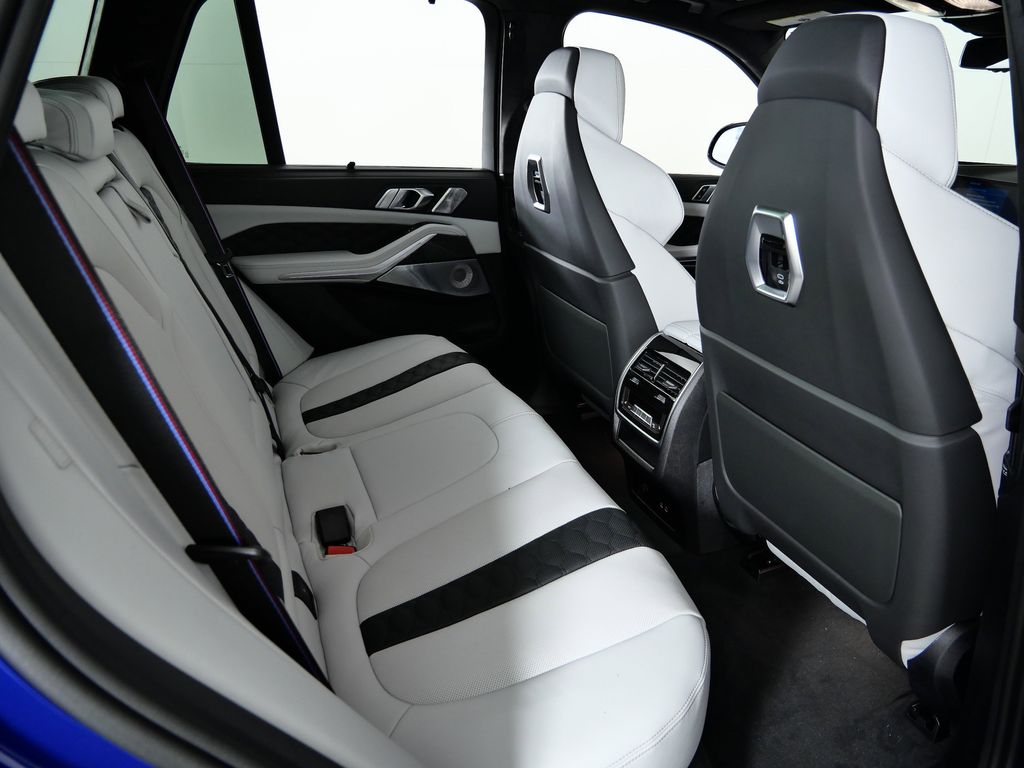 Thumbnail: 2026 BMW X5 - 26