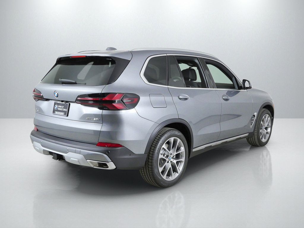Thumbnail: 2026 BMW X5 - 9