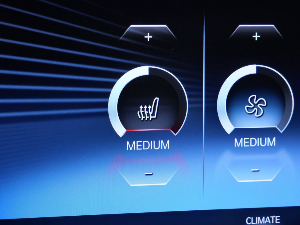 Thumbnail: 2023 BMW 3 Series - 49