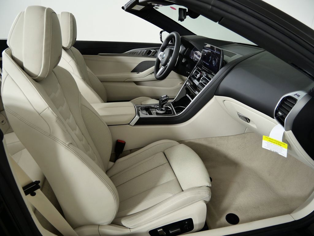 Thumbnail: 2026 BMW 8 Series - 22