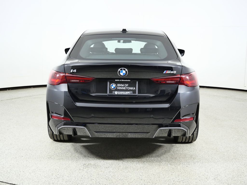 Thumbnail: 2026 BMW i4 - 10