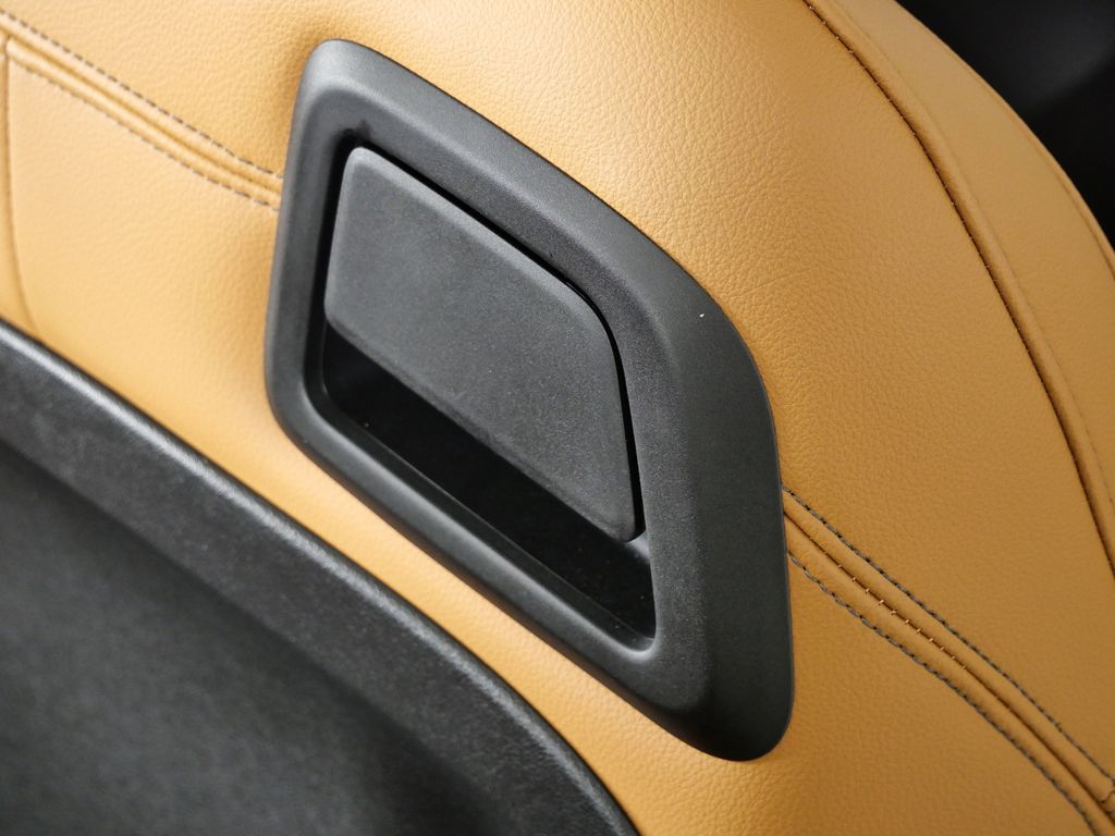 Thumbnail: 2025 BMW 4 Series - 29