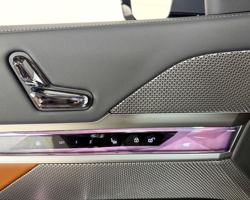 Thumbnail: 2025 BMW 7 Series - 33