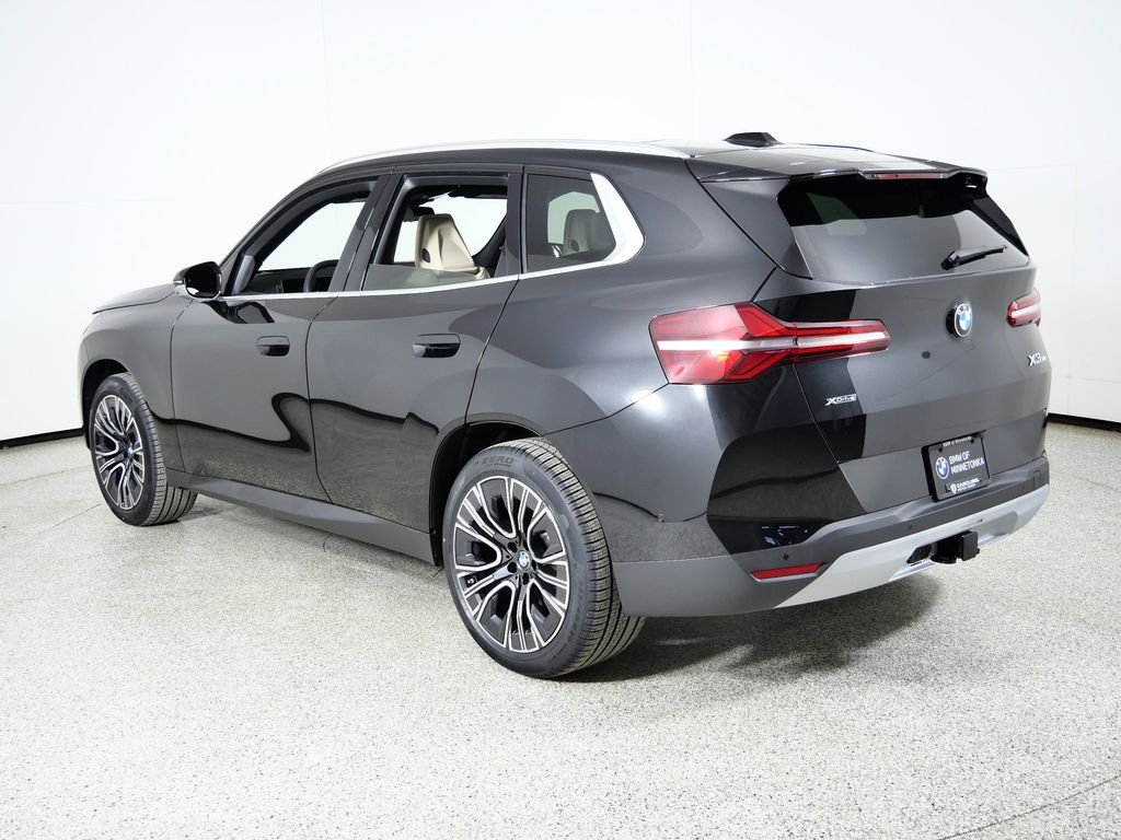 Thumbnail: 2026 BMW X3 - 14