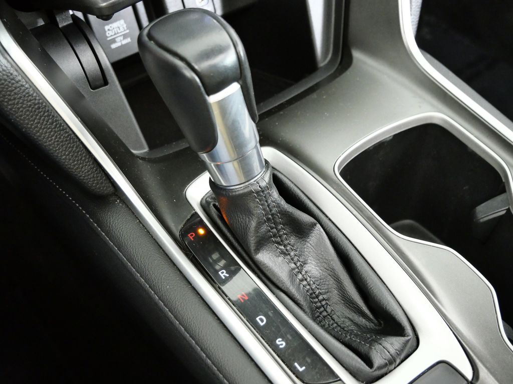 Thumbnail: 2019 Honda Accord - 43