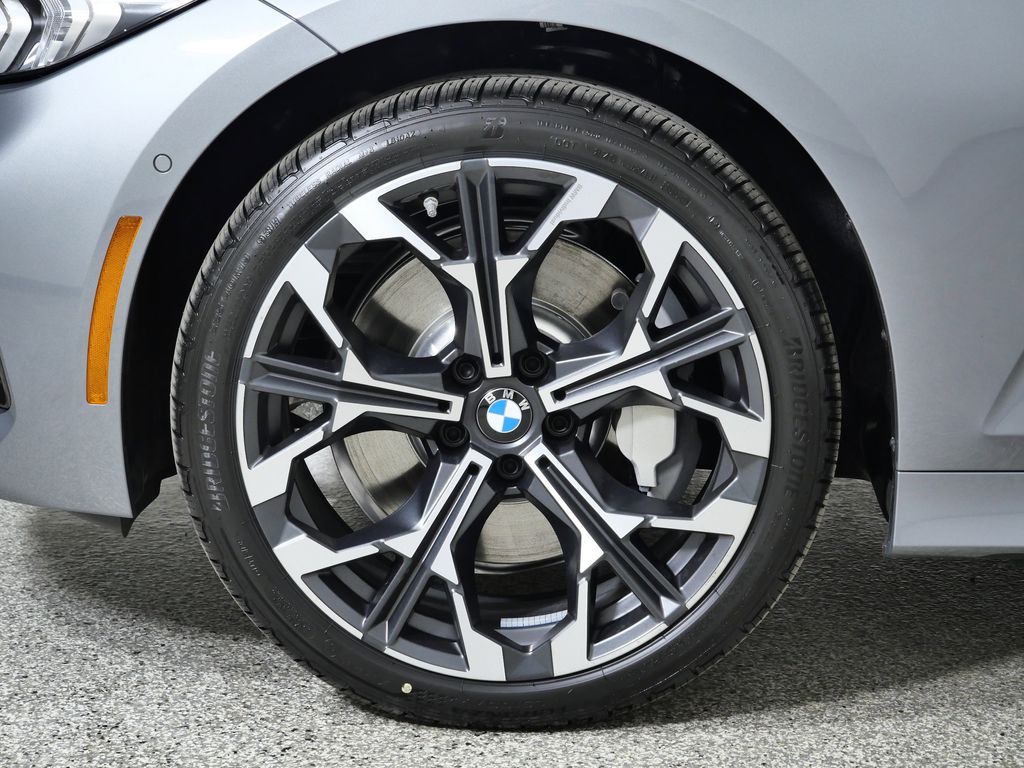 Thumbnail: 2026 BMW 3 Series - 17