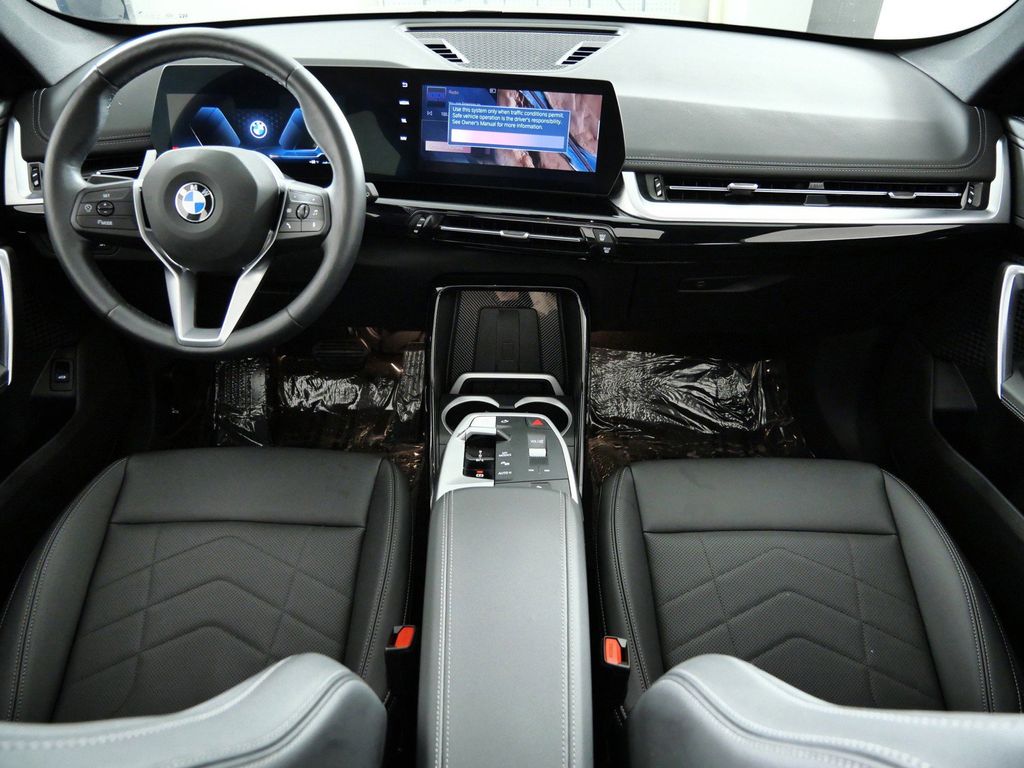 Thumbnail: 2025 BMW X1 - 6
