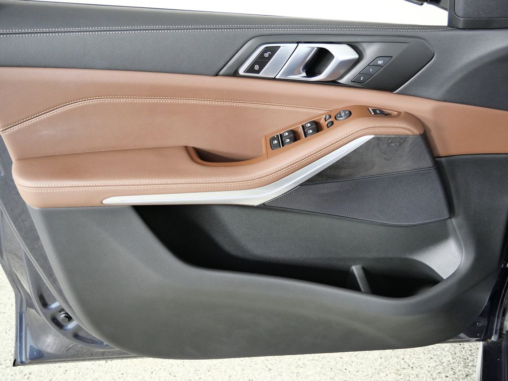 Thumbnail: 2022 BMW X5 - 39