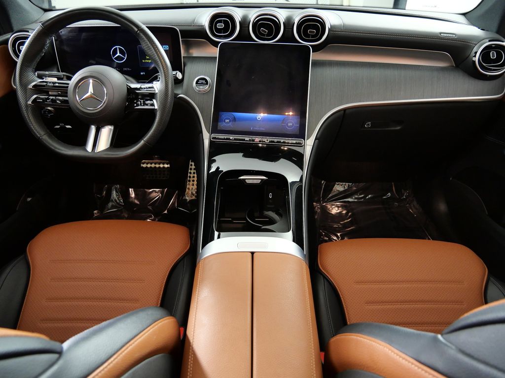 Thumbnail: 2024 Mercedes-Benz GLC - 6