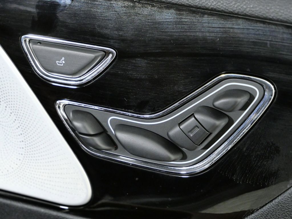 Thumbnail: 2023 Lincoln Aviator - 23