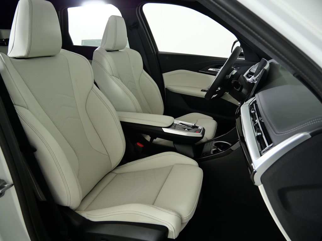 Thumbnail: 2026 BMW X1 - 21