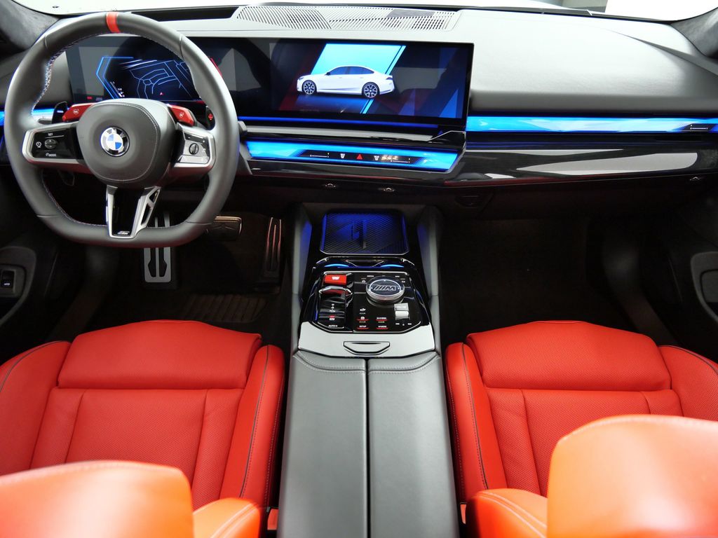 Thumbnail: 2026 BMW M5 - 6