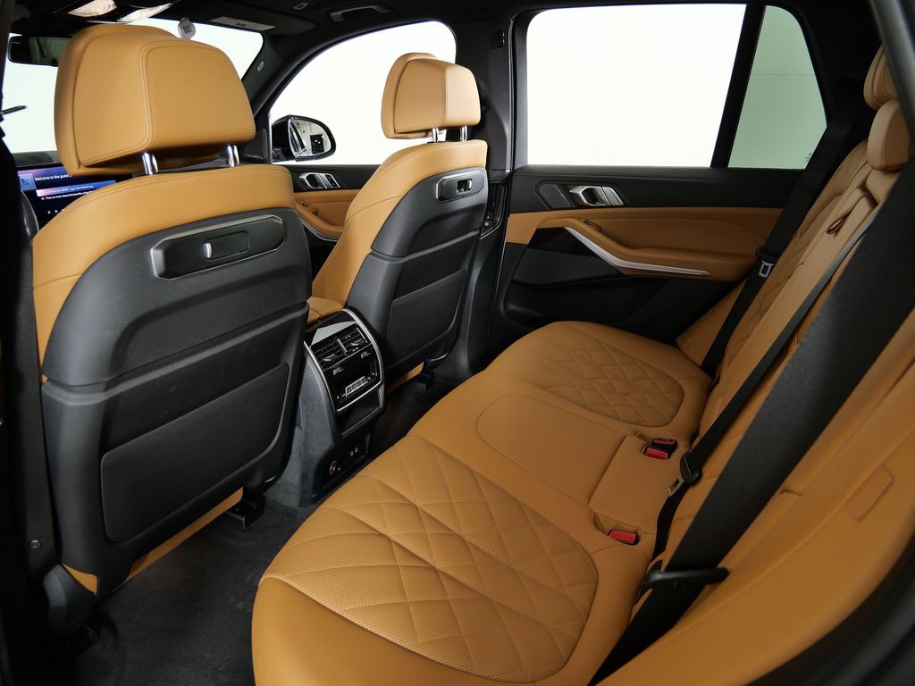 Thumbnail: 2024 BMW X5 - 37