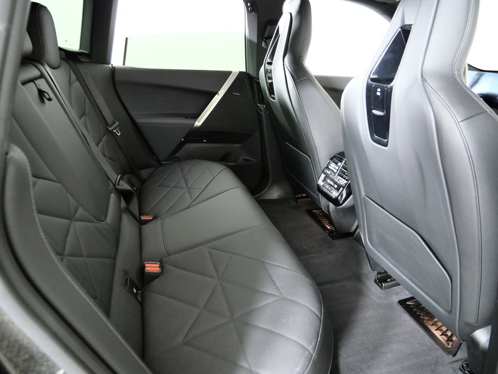 Thumbnail: 2025 BMW iX - 30