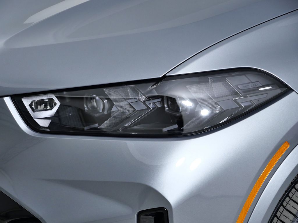 Thumbnail: 2026 BMW X5 - 3