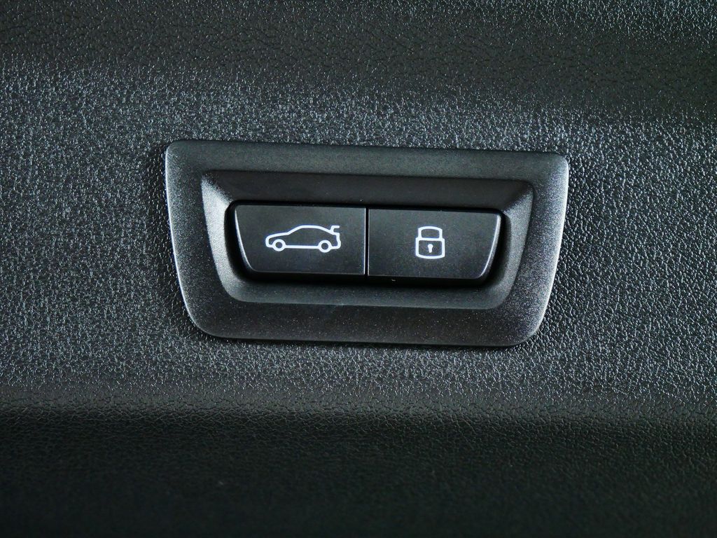 Thumbnail: 2026 BMW X1 - 25