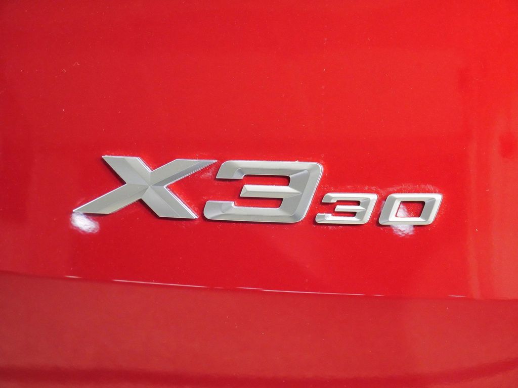 Thumbnail: 2026 BMW X3 - 11