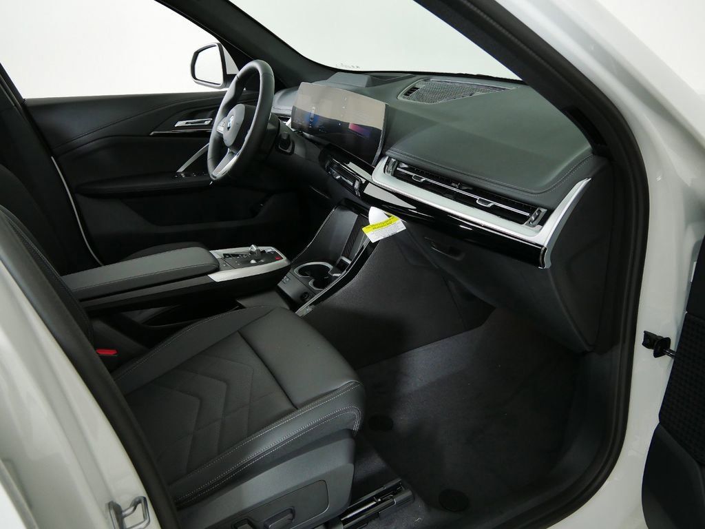 Thumbnail: 2025 BMW X1 - 24