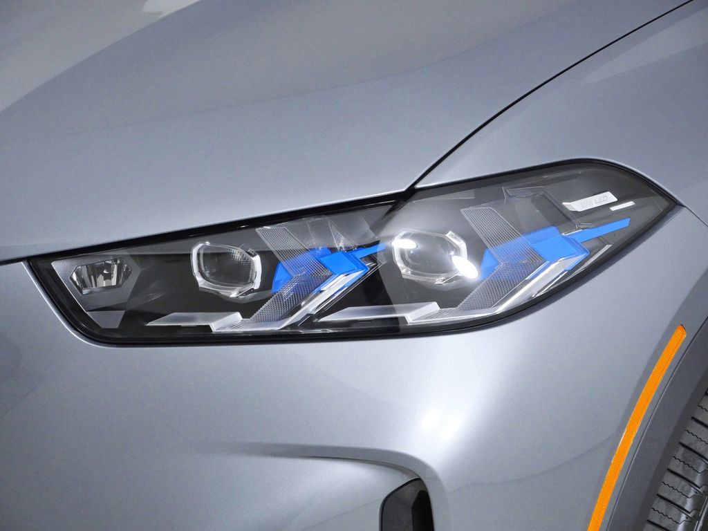Thumbnail: 2026 BMW X5 - 3