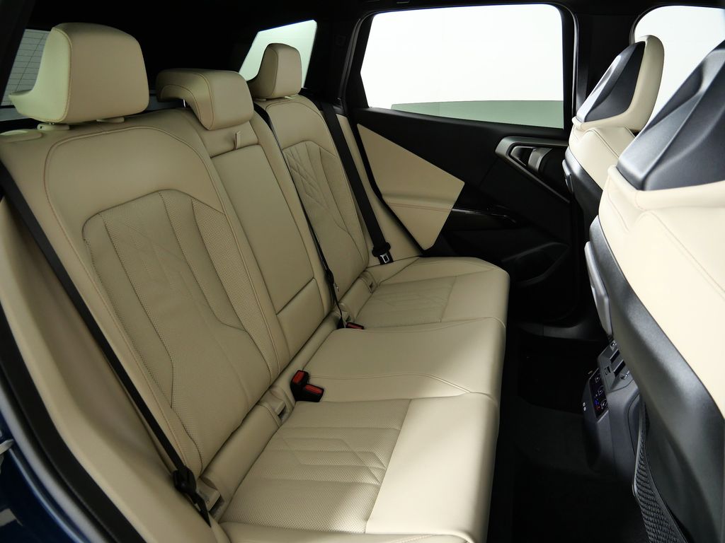 Thumbnail: 2026 BMW X3 - 26