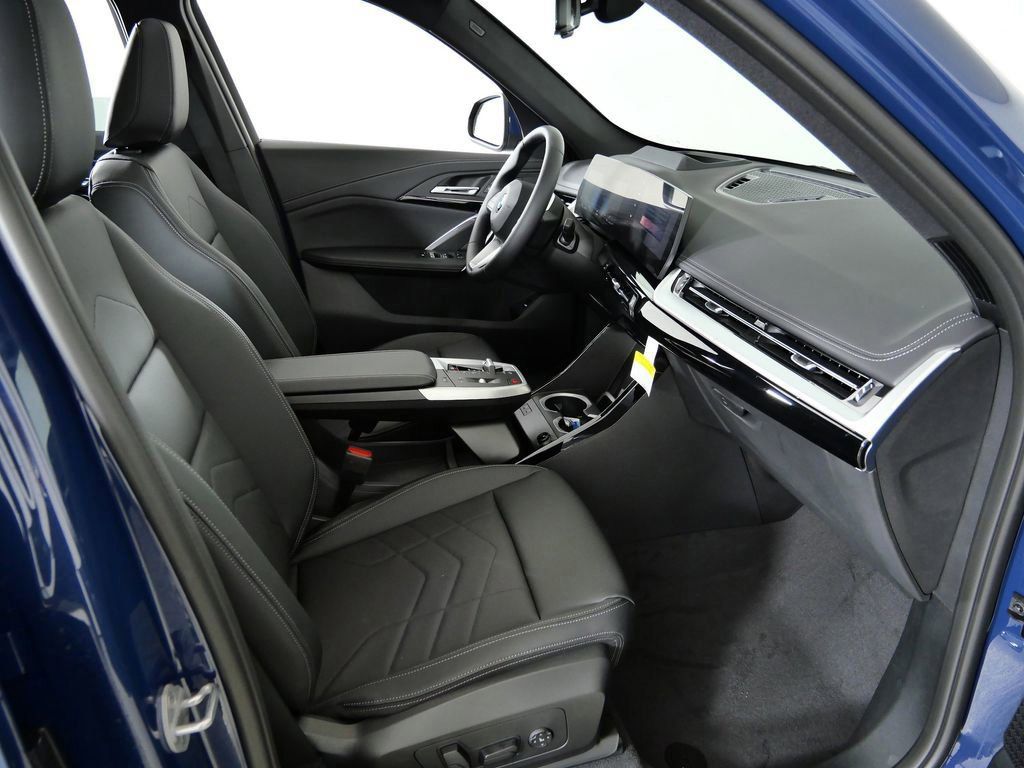 Thumbnail: 2026 BMW X1 - 21