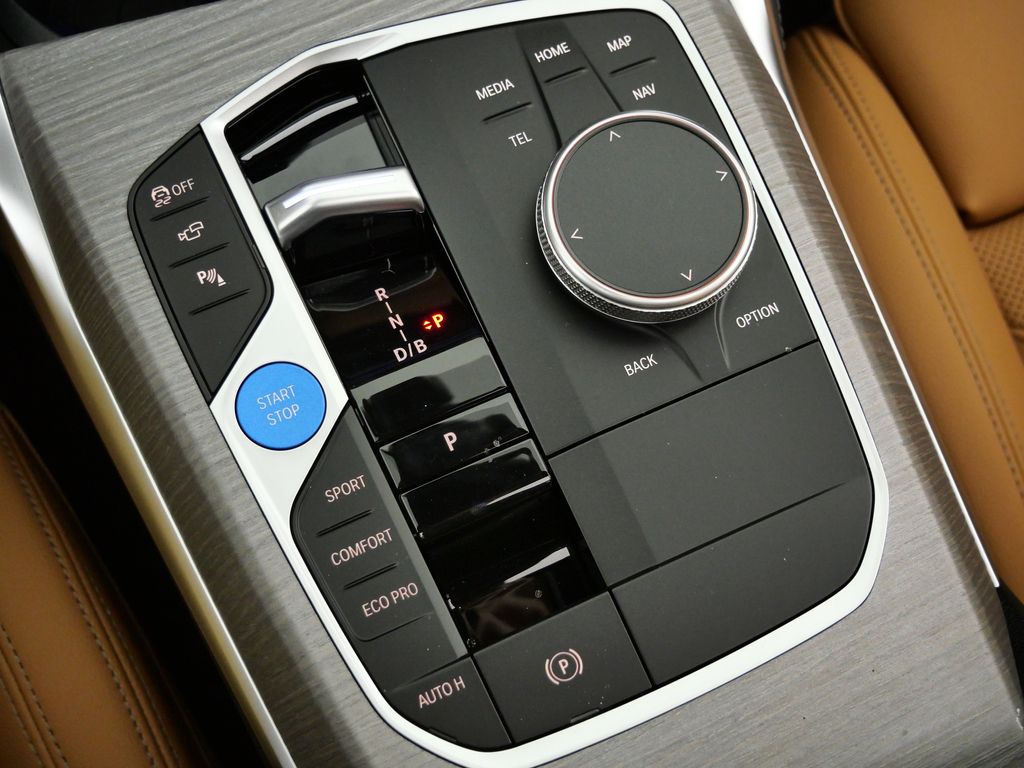 Thumbnail: 2026 BMW i4 - 48