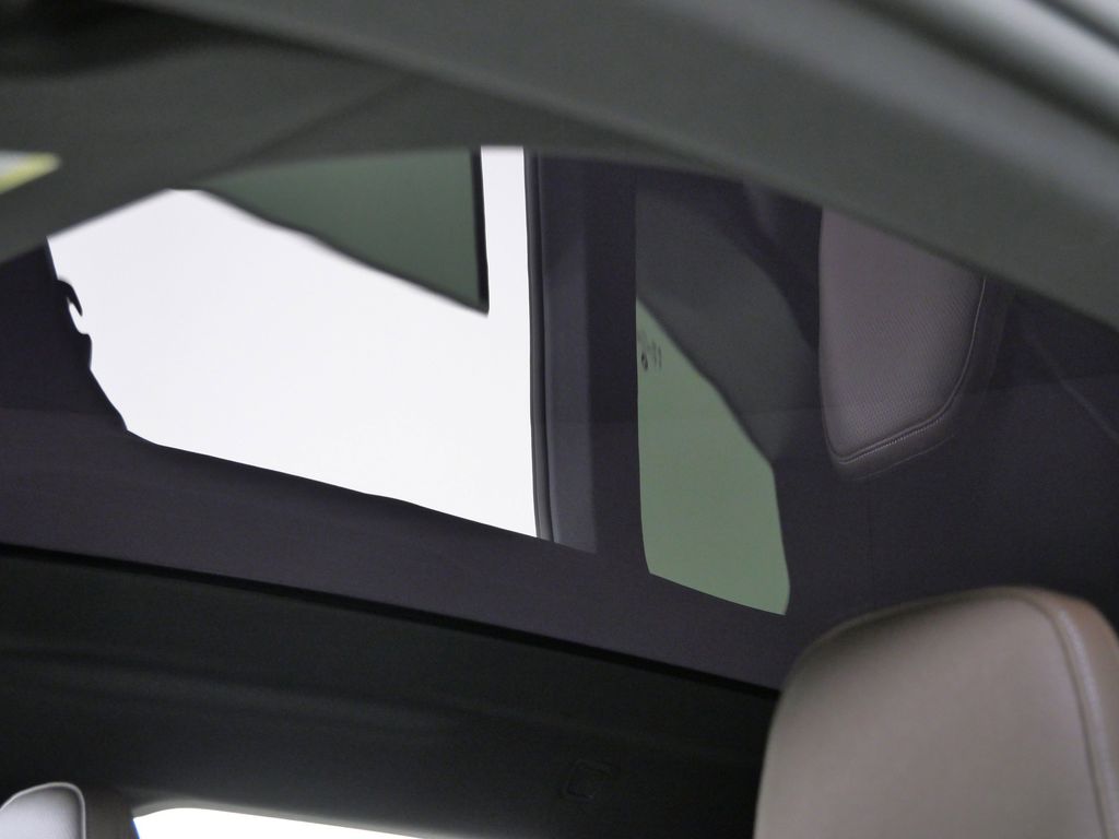 Thumbnail: 2026 BMW iX - 19