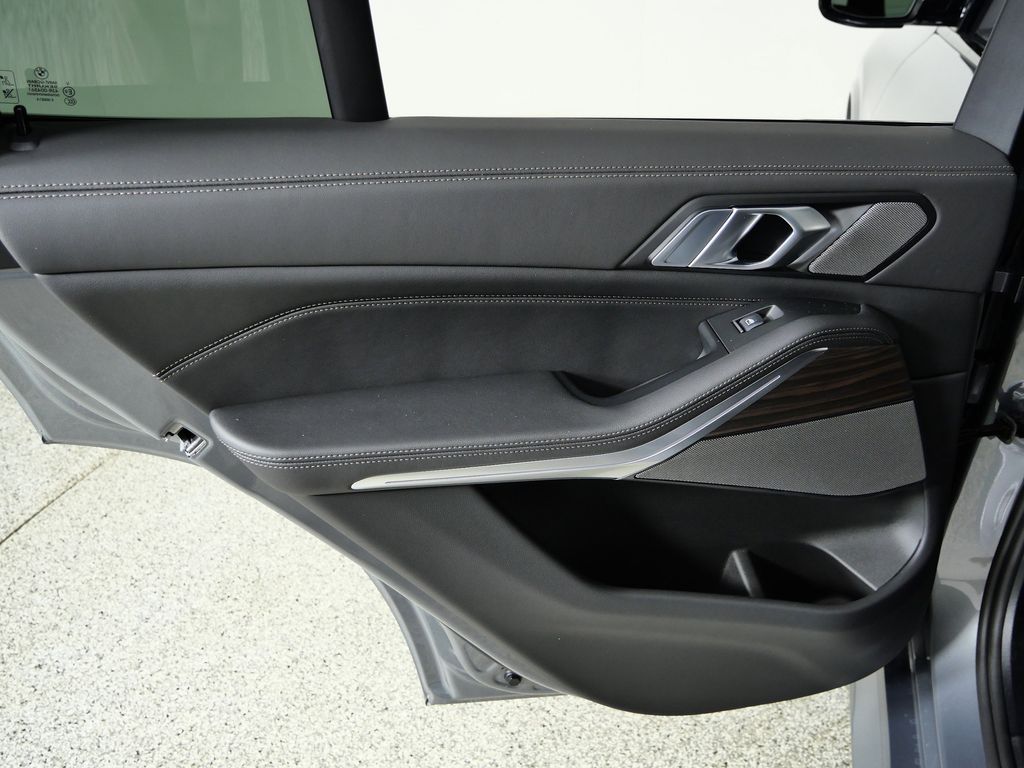 Thumbnail: 2026 BMW X5 - 31