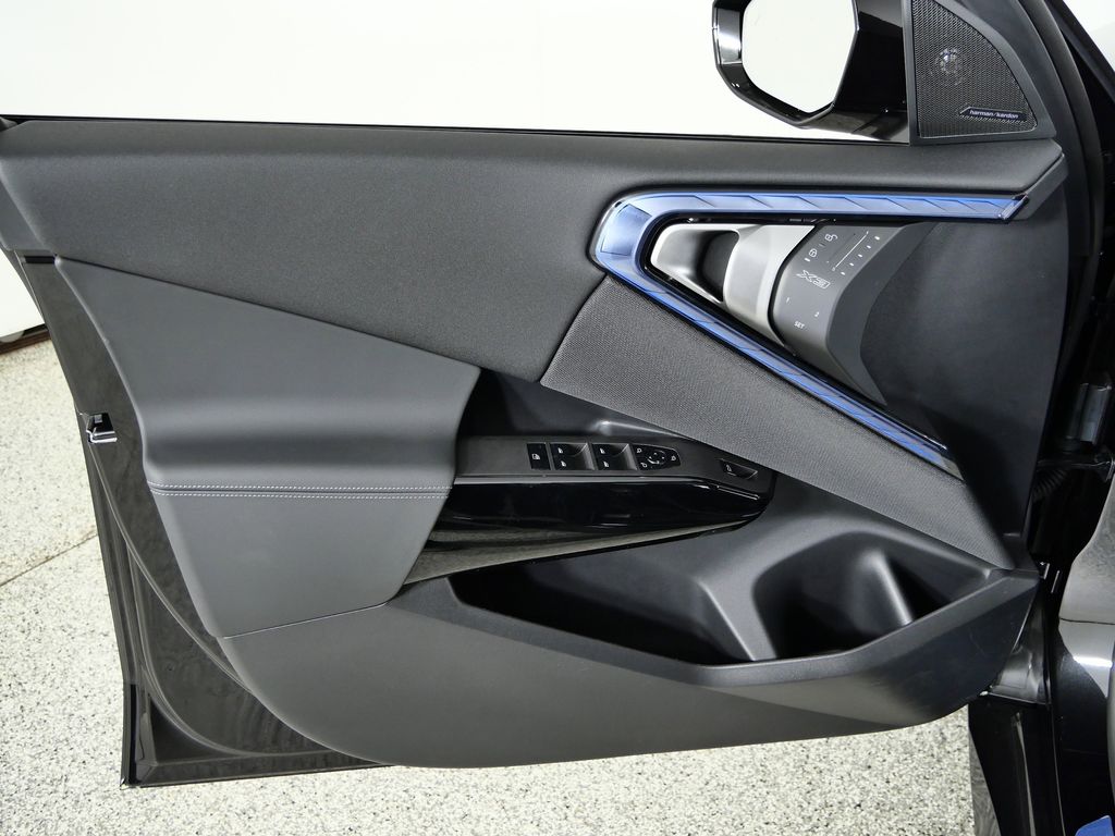 Thumbnail: 2026 BMW X3 - 33