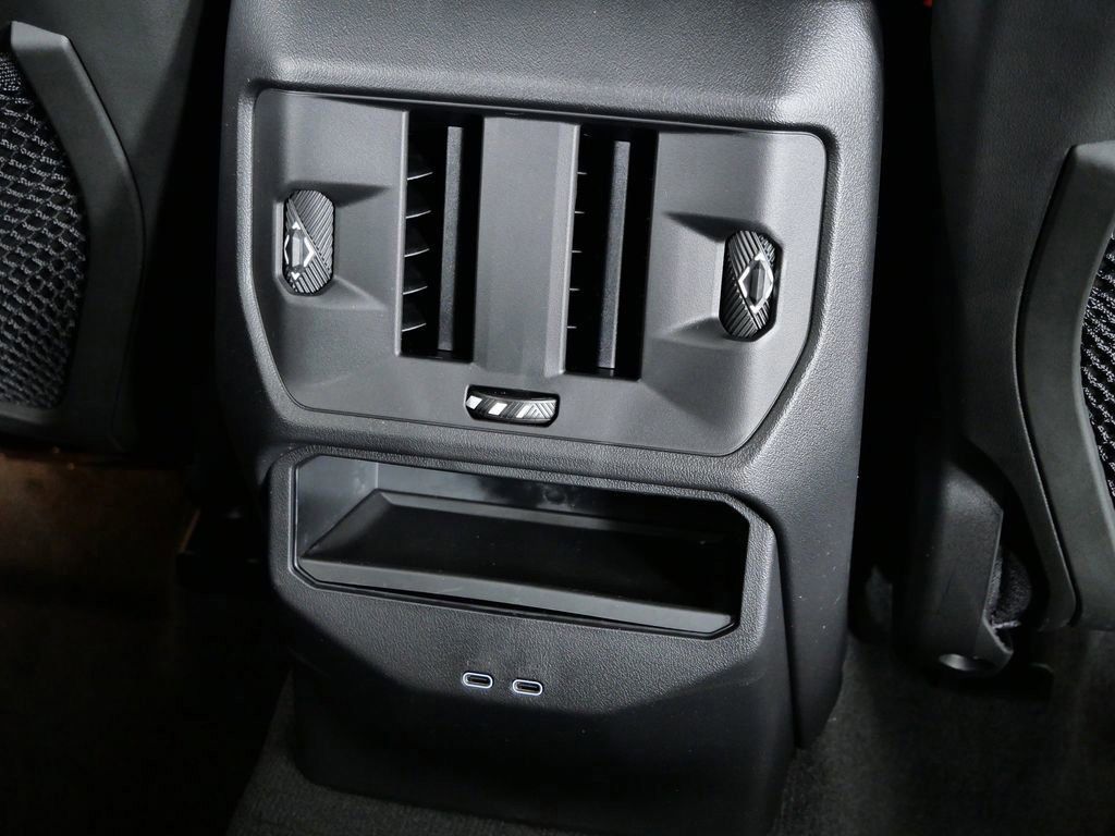 Thumbnail: 2026 BMW X3 - 27