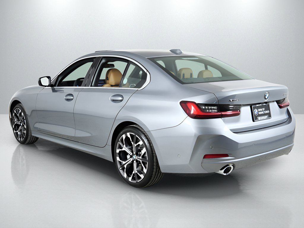 Thumbnail: 2026 BMW 3 Series - 15