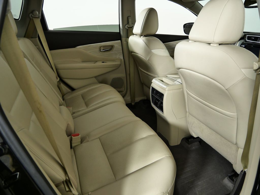 Thumbnail: 2017 Nissan Murano - 26