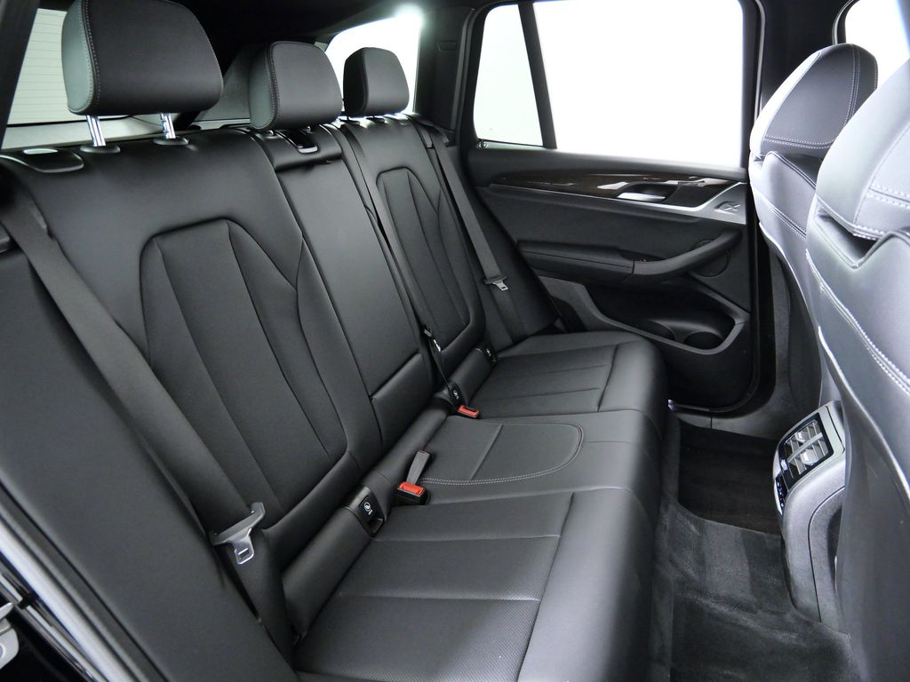 Thumbnail: 2022 BMW X3 - 26