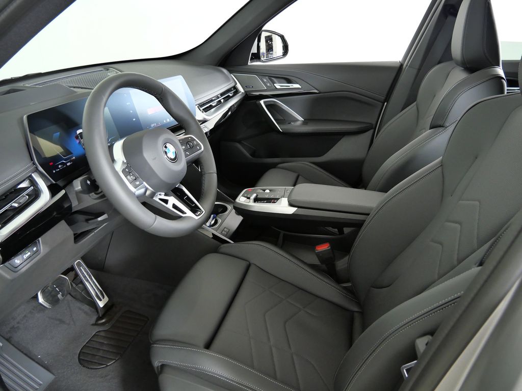 Thumbnail: 2026 BMW X1 - 32