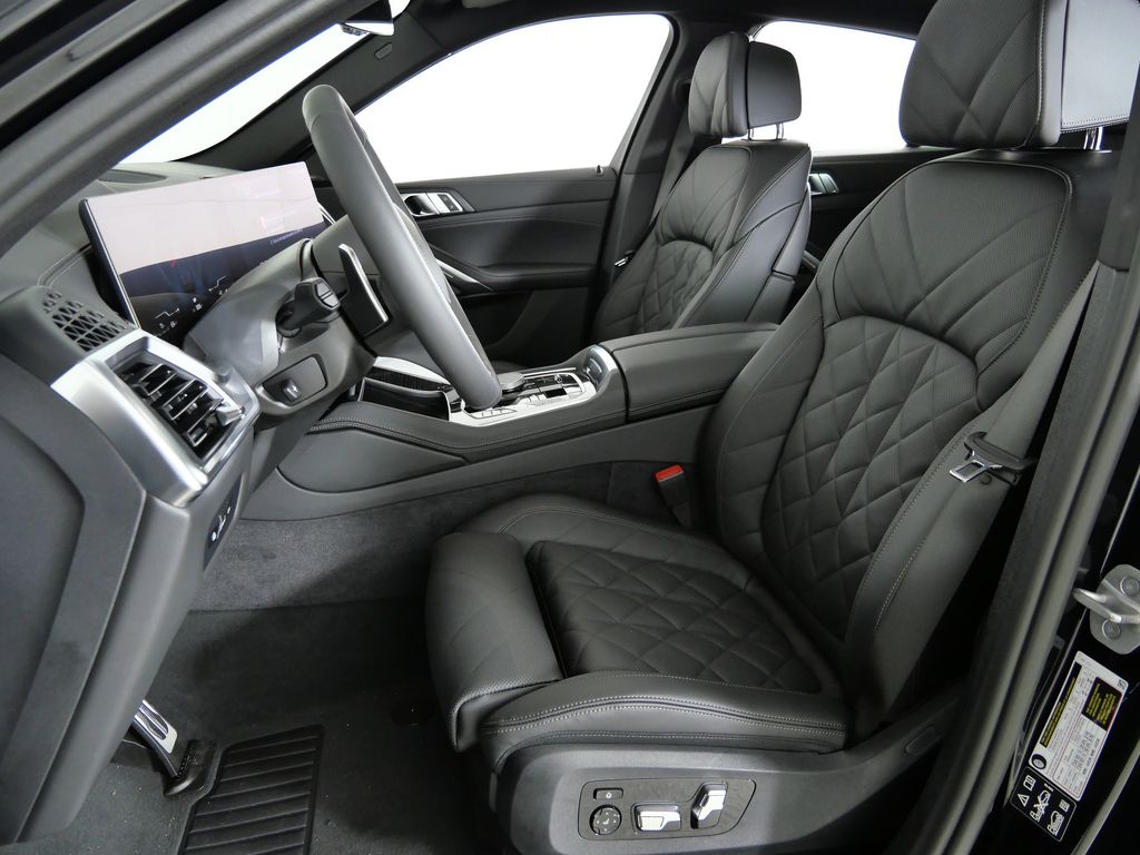 Thumbnail: 2026 BMW X6 - 35