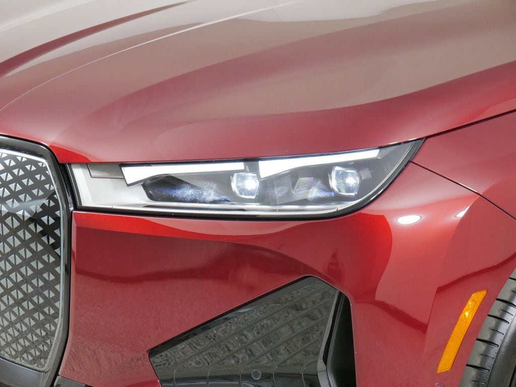 Thumbnail: 2023 BMW iX - 4