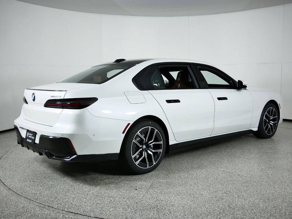 Thumbnail: 2024 BMW i7 - 8