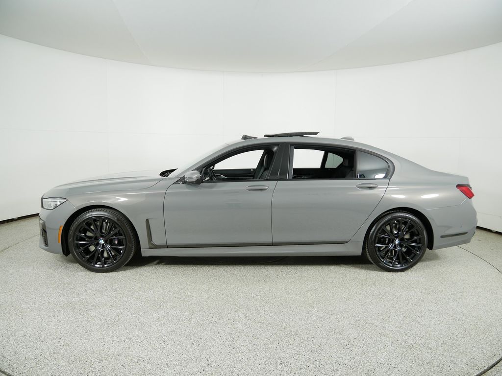 2022 BMW 7 Series 750i xDrive 17