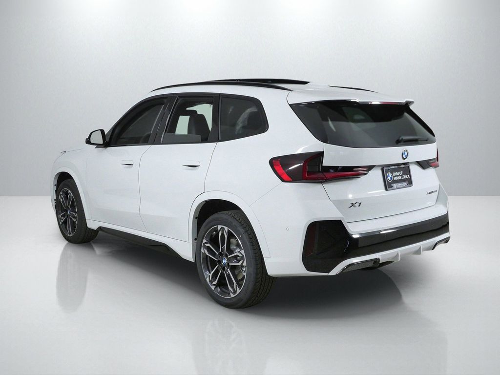 Thumbnail: 2026 BMW X1 - 14
